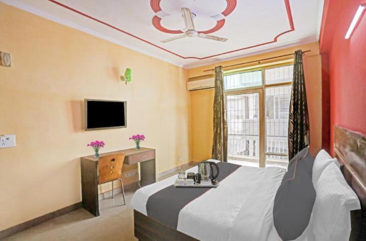 Hotel Ashvins Palace グルガウン エクステリア 写真