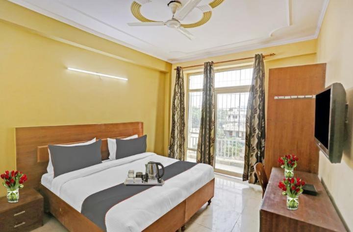 Hotel Ashvins Palace グルガウン エクステリア 写真